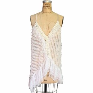 FREE PEOPLE White Lace Ruffle Camisole Top L